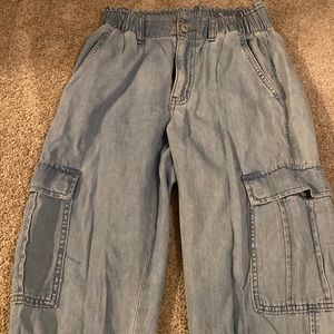 Juniors American Eagle Denim Joggers. Size 00.